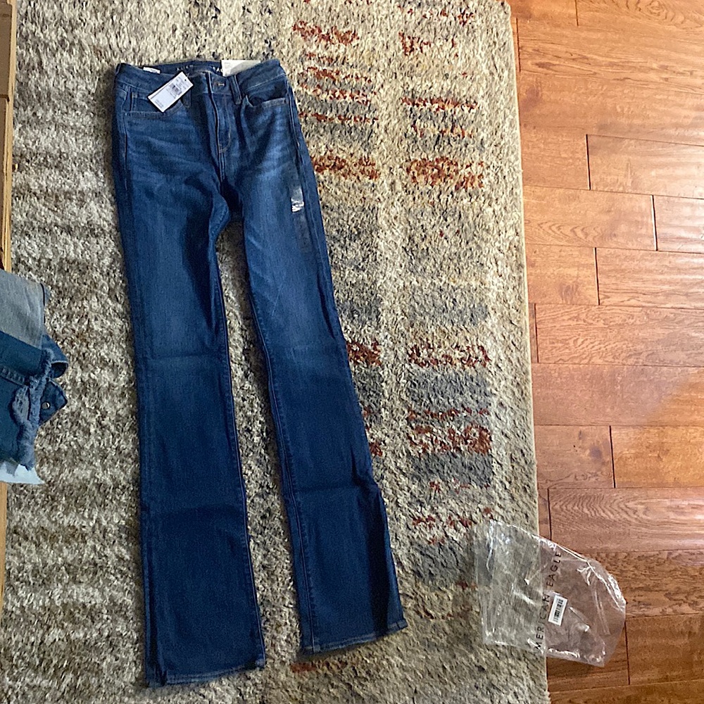 American eagle size 2 long stretch jeans